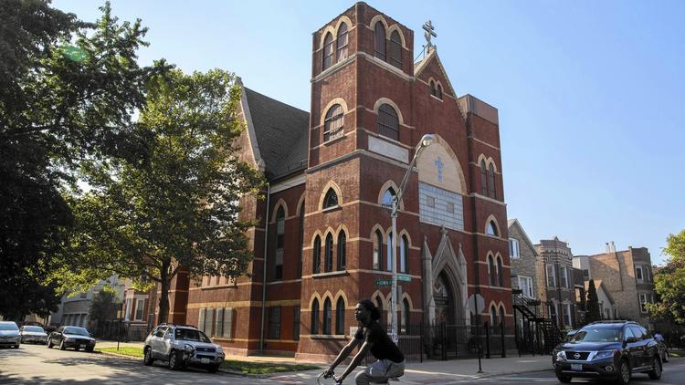 Holy Patronage Church, 900 N. Washtenaw Ave. in Chicago's Humboldt Park neighborhood, is part of the Ukrainian Orthodox Church of the Kyivan Patriarchate, one of three major Orthodox groups in that country. (Erin Hooley / Chicago Tribune)